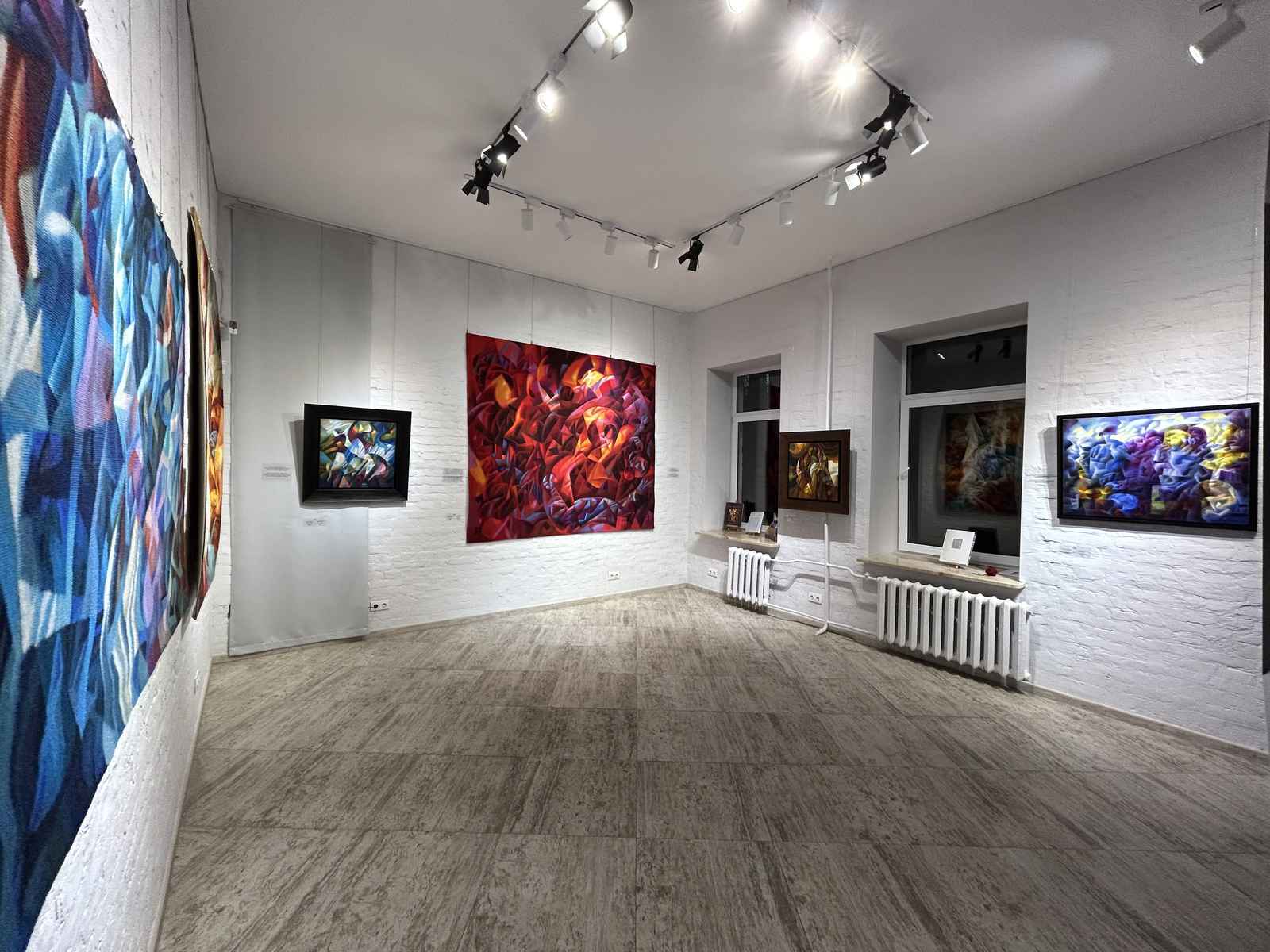 Tapestries on display at Portal 11 Gallery, Kyiv. Tapestries on display at Portal 11 Gallery, Kyiv.